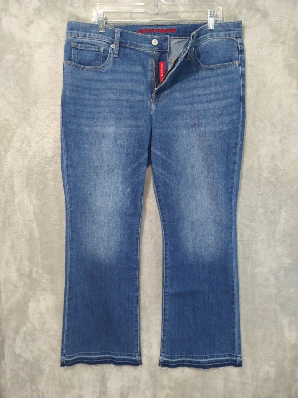 Lucky Brand Jeans Women 14/32 Blue Denim Sweet Boot Cut Mid Rise Stretch